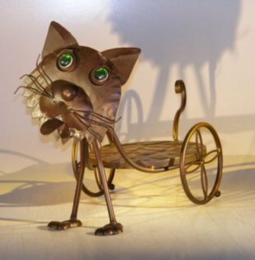 Metal Cat Garden Pot Holder with Moving Head and Tail 18.0" x 8.5" x